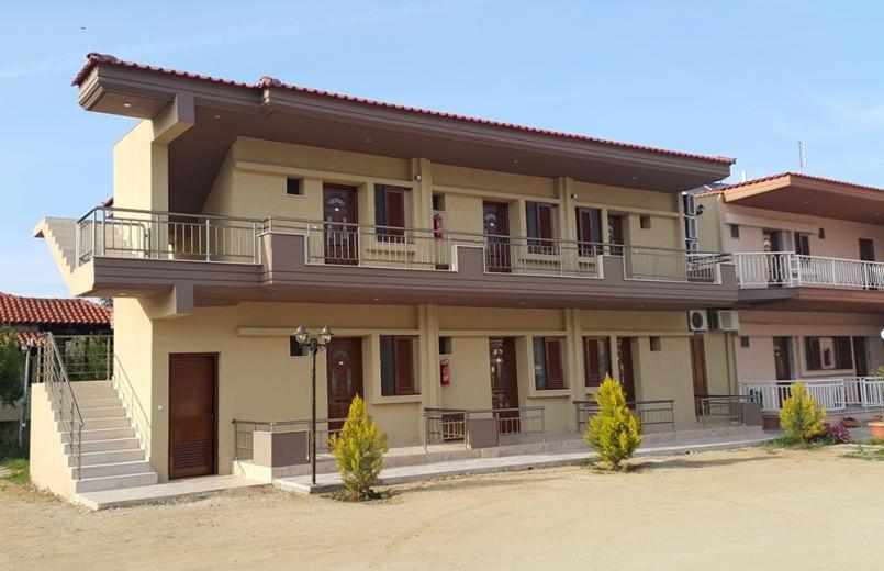 House Akis New Sarti Apartment Exterior photo